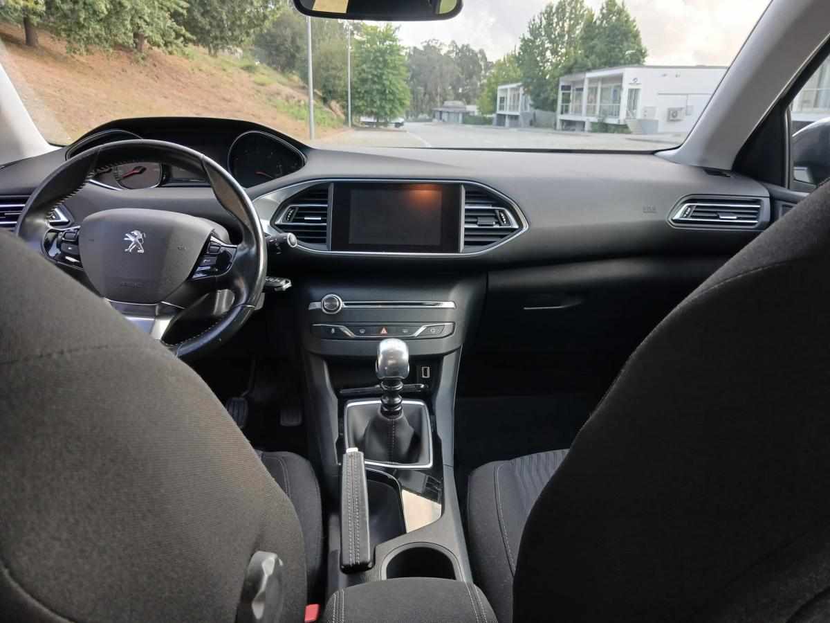 peugeot-308-2014-diesel-1560cc