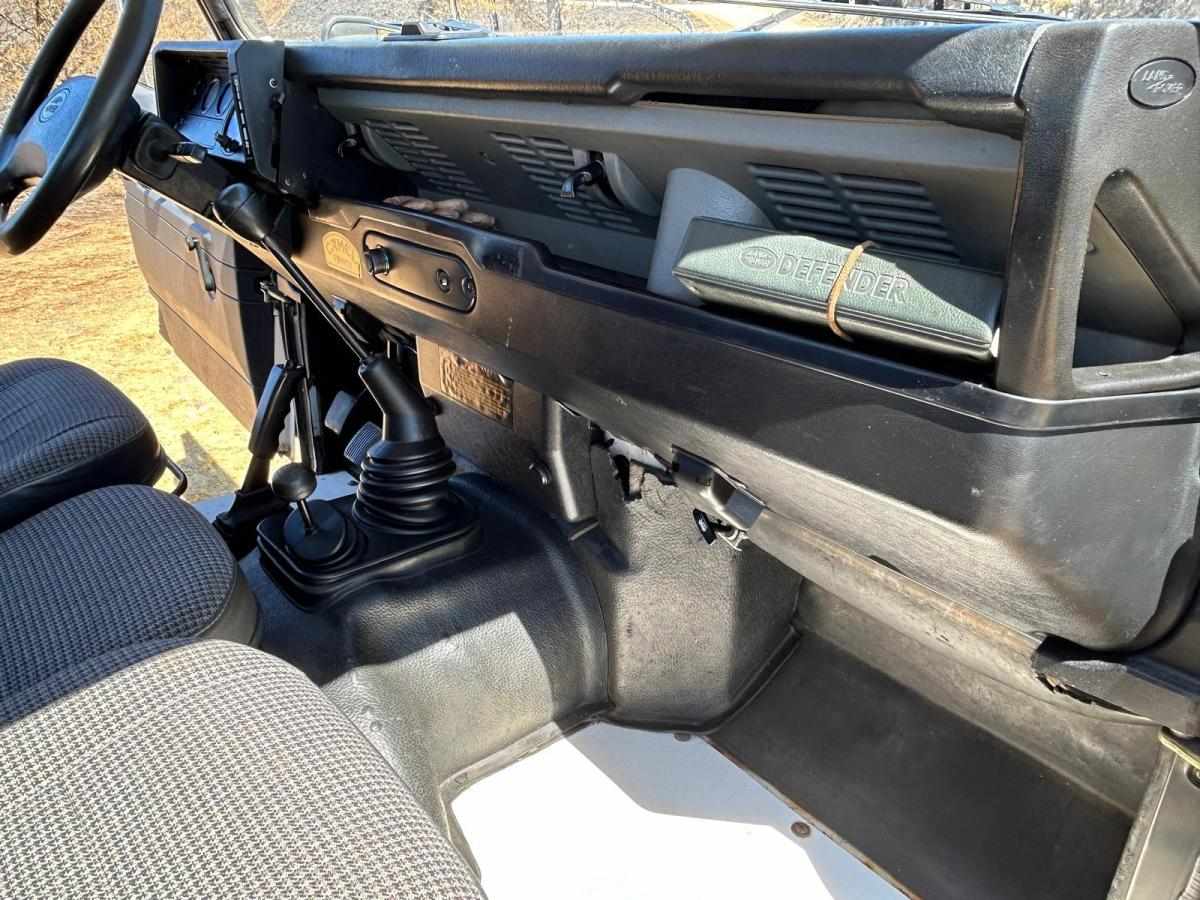 land-rover-defender-2-5-300tdi-4x4-1995-diesel-2495cc