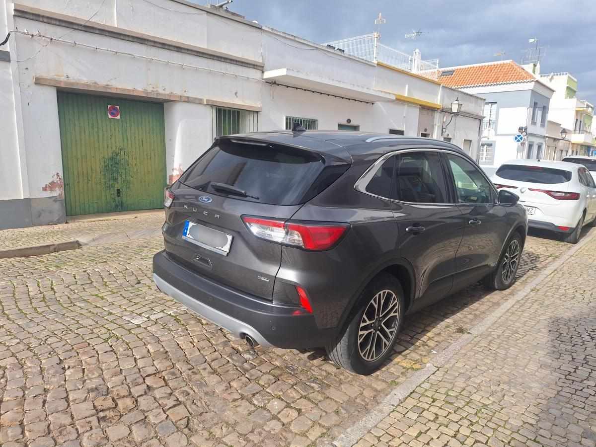 ford-kuga-2-5-plug-in-hybrid-2021-gasolina-2488cc