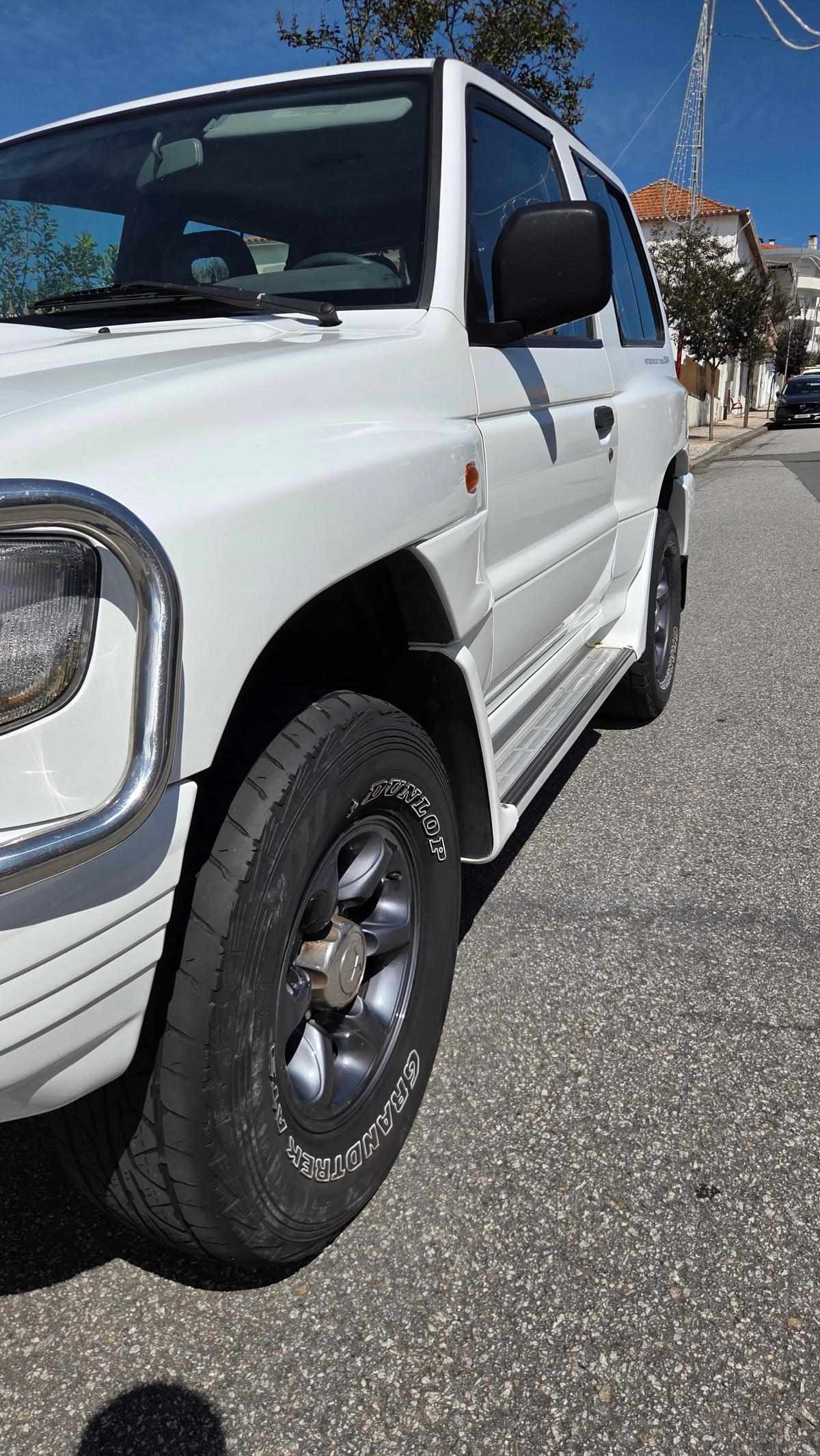 mitsubishi-pajero-2-8-td-awd-1998-diesel-2835cc