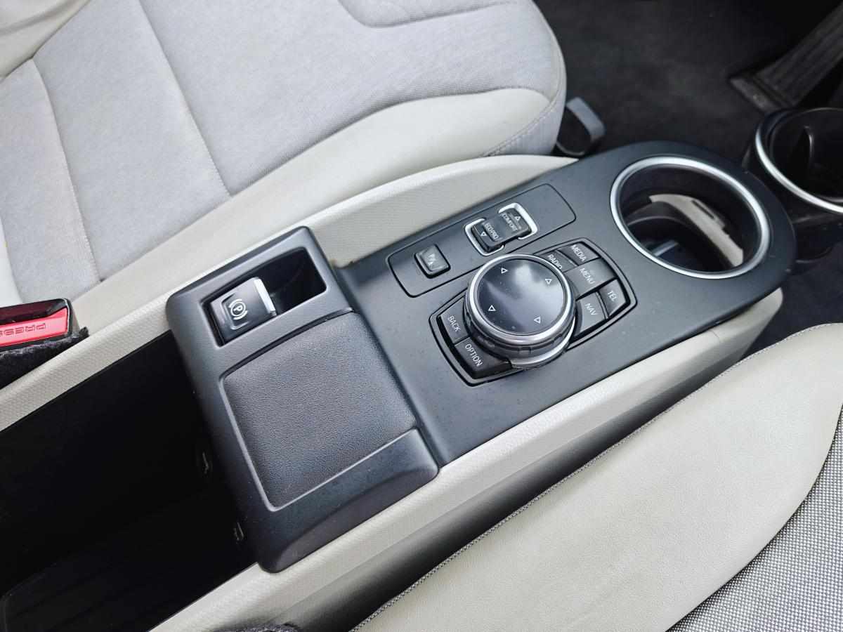 bmw-serie-i-i3-60-ah-2014-eletrico-647cc