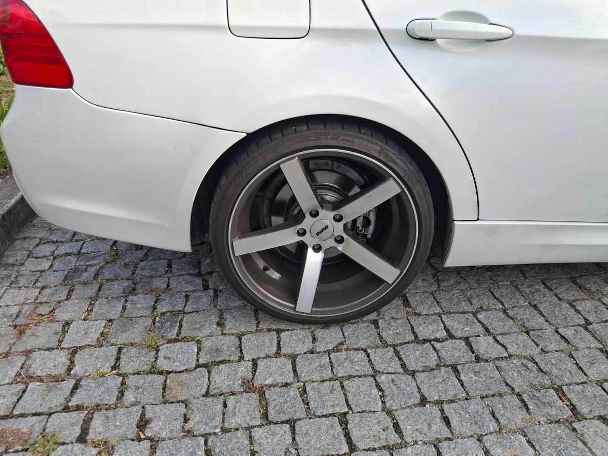 bmw-serie-3-320d-xdrive-2009-diesel-1995cc