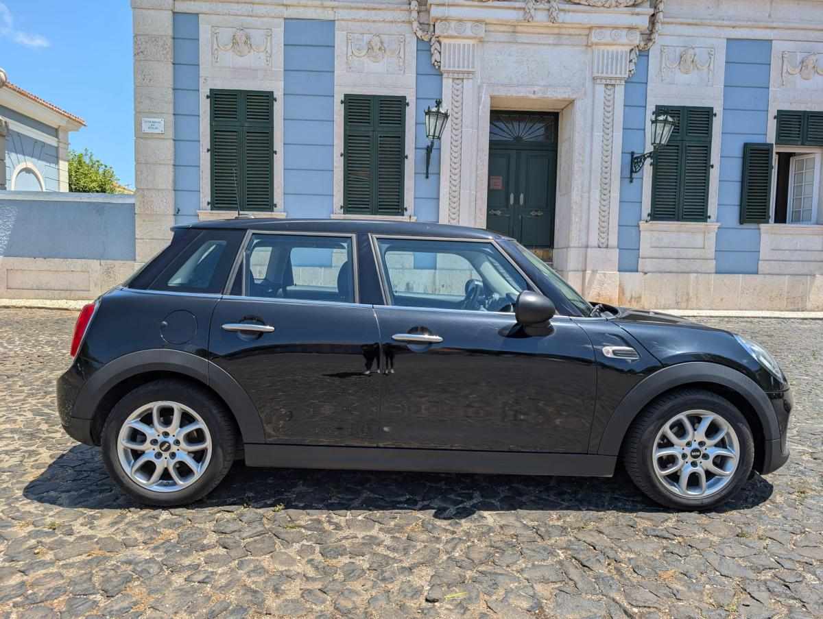 mini-hatch-1-2-2017-gasolina-1233cc