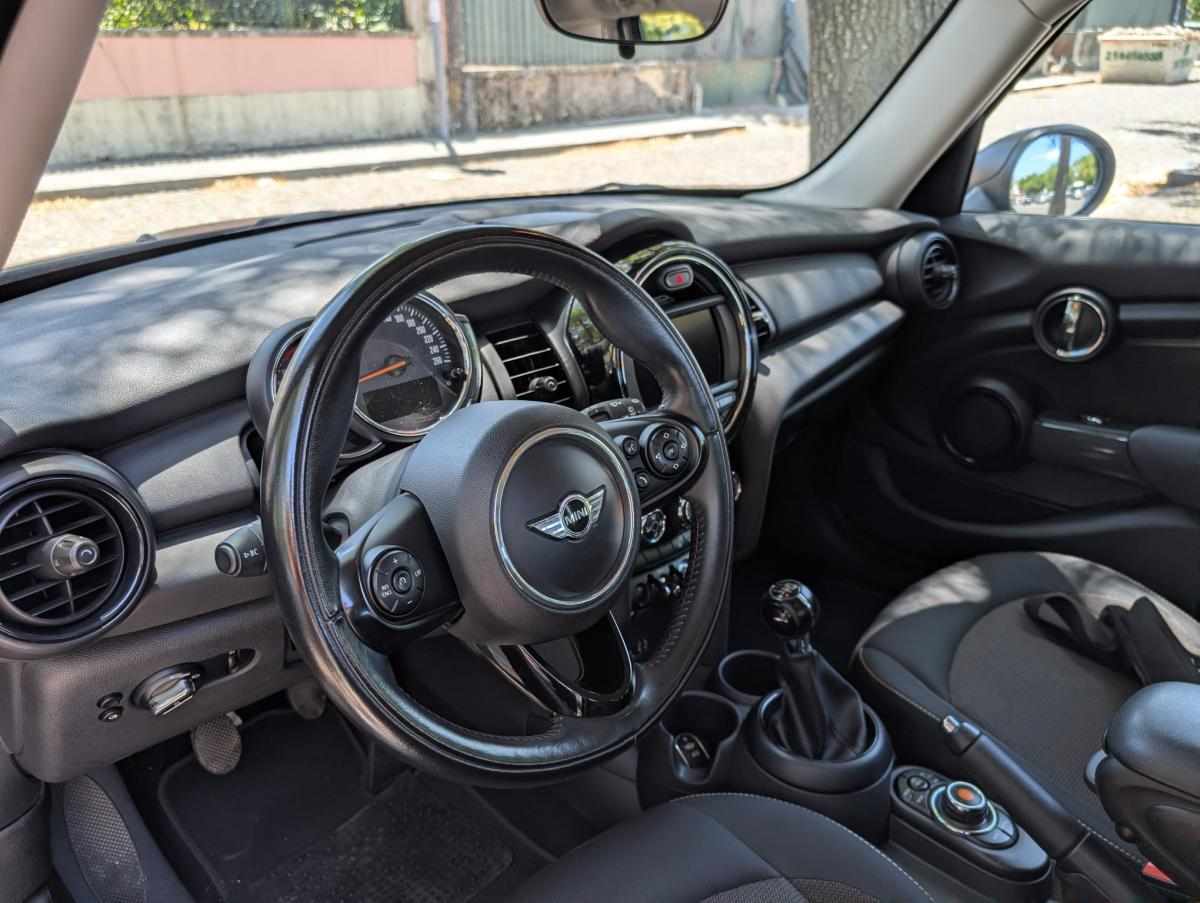 mini-hatch-1-2-2017-gasolina-1233cc