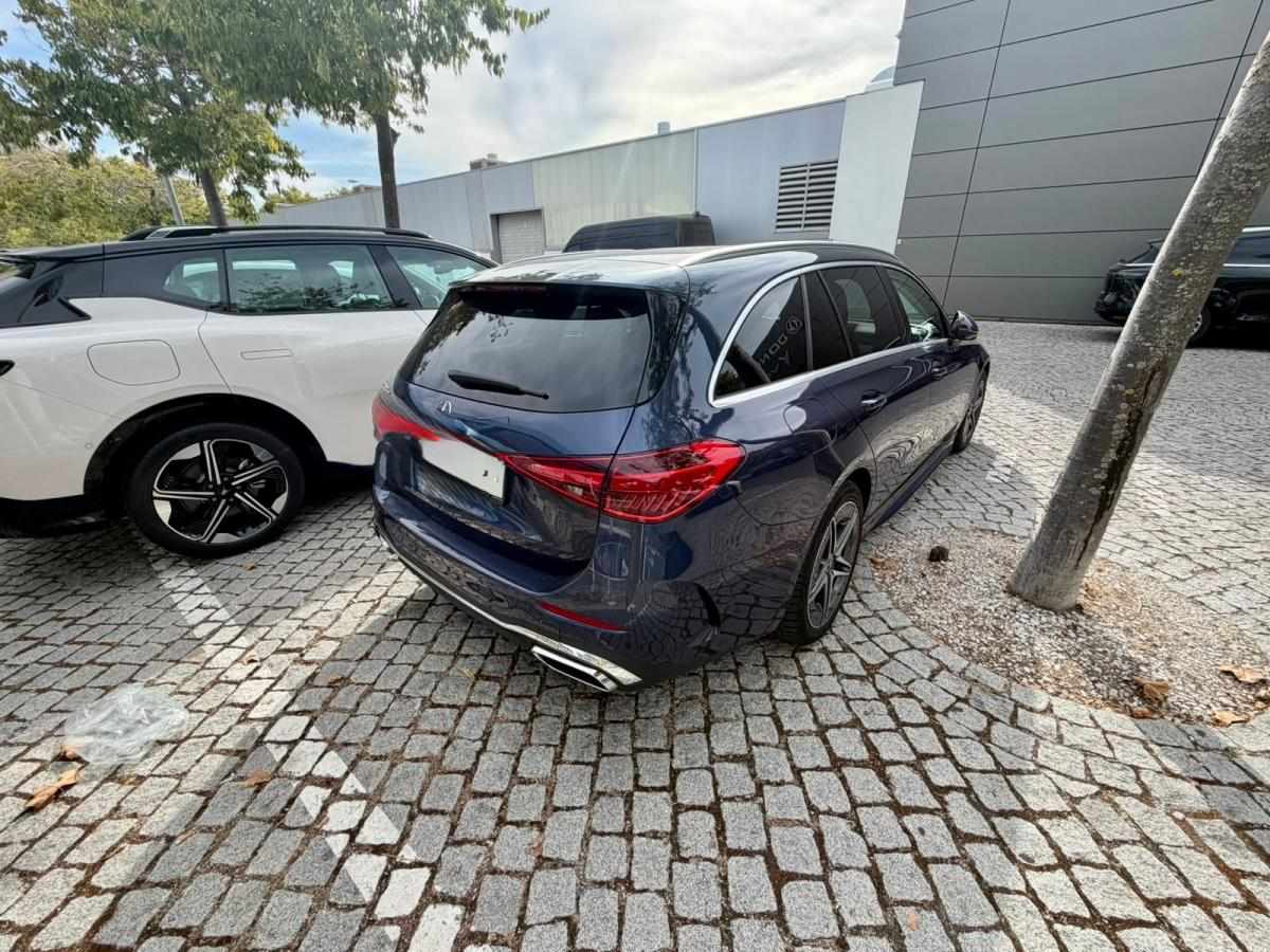 mercedes-benz-classe-c-c-300-e-2023-hibrido-plug-in-1999cc