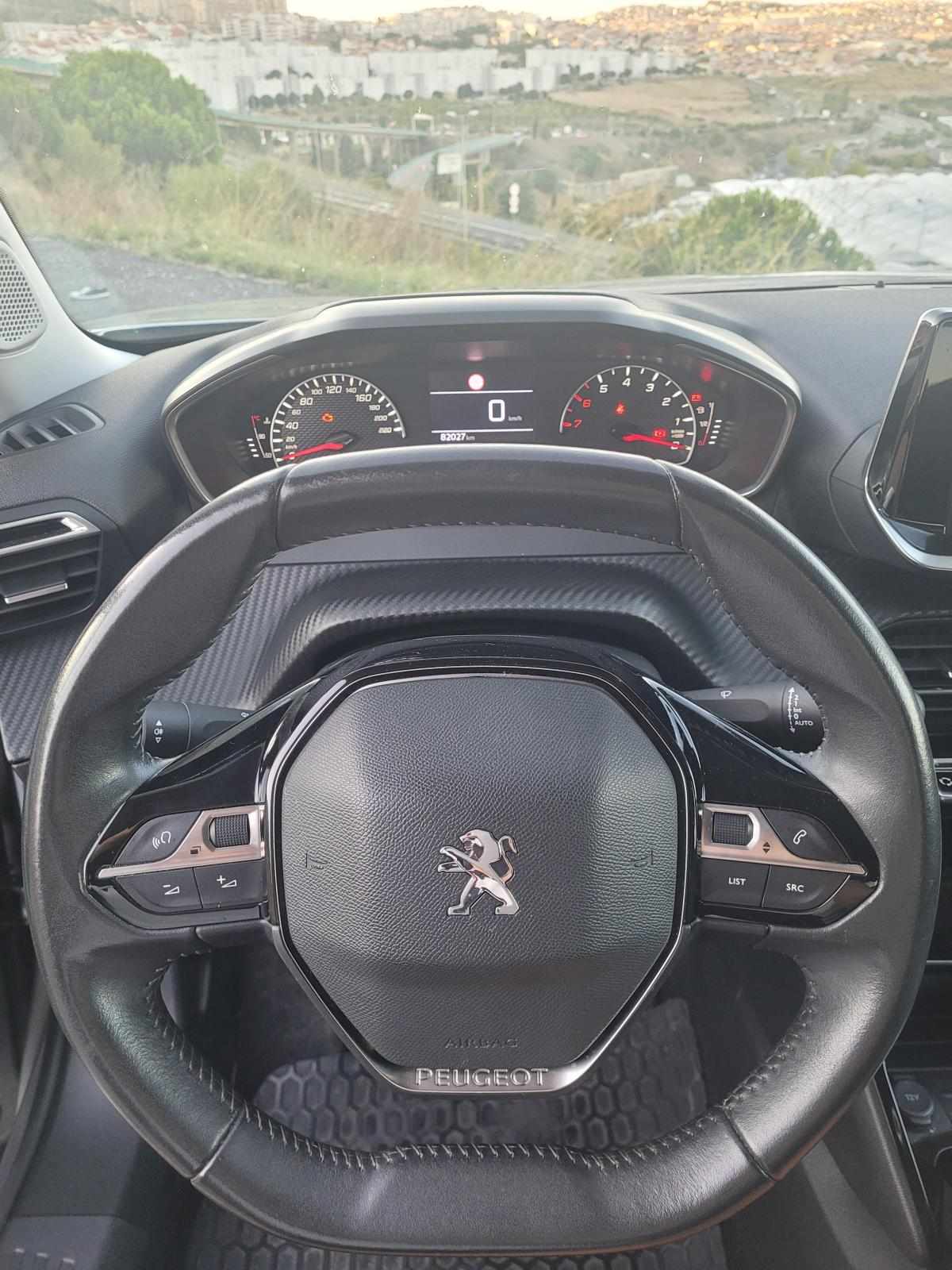 peugeot-2008-1-2-puretech-2021-gasolina-1199cc