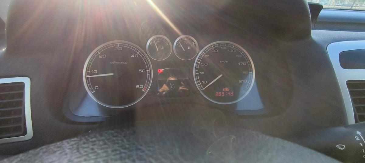 peugeot-307-1-6-hdi-2005-diesel-1560cc