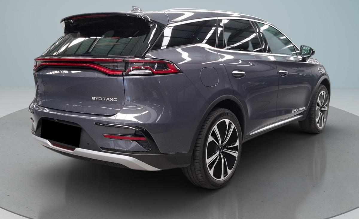 byd-tang-108-8-kwh-flagship-2025-eletrico