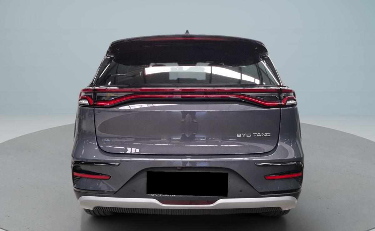 byd-tang-108-8-kwh-flagship-2025-eletrico