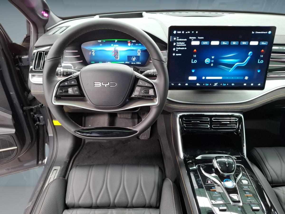 byd-tang-108-8-kwh-flagship-2025-eletrico