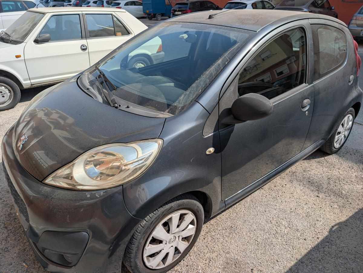 peugeot-107-1-0-2012-gasolina-998cc