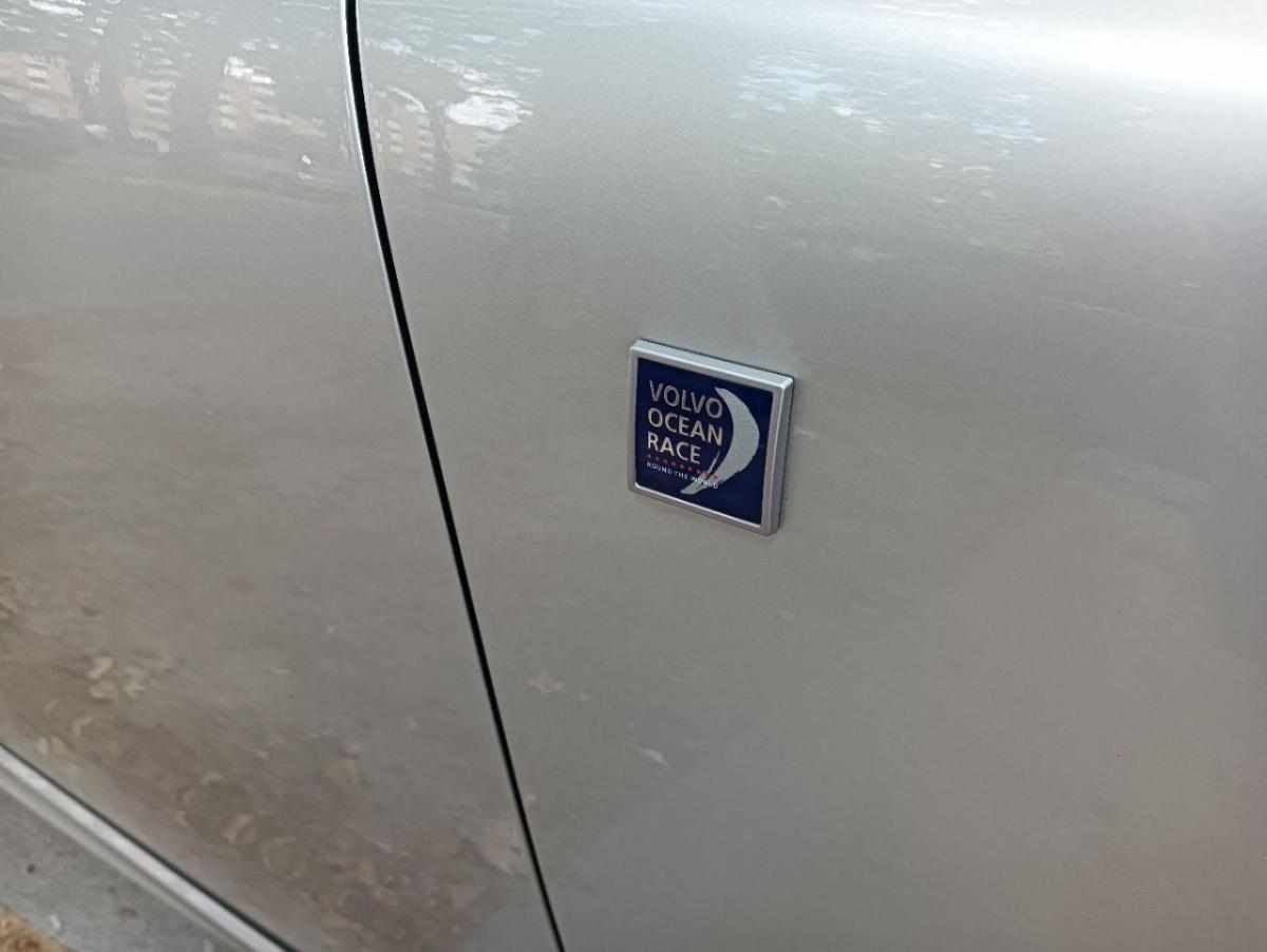 volvo-v40-d2-2016-diesel-1969cc