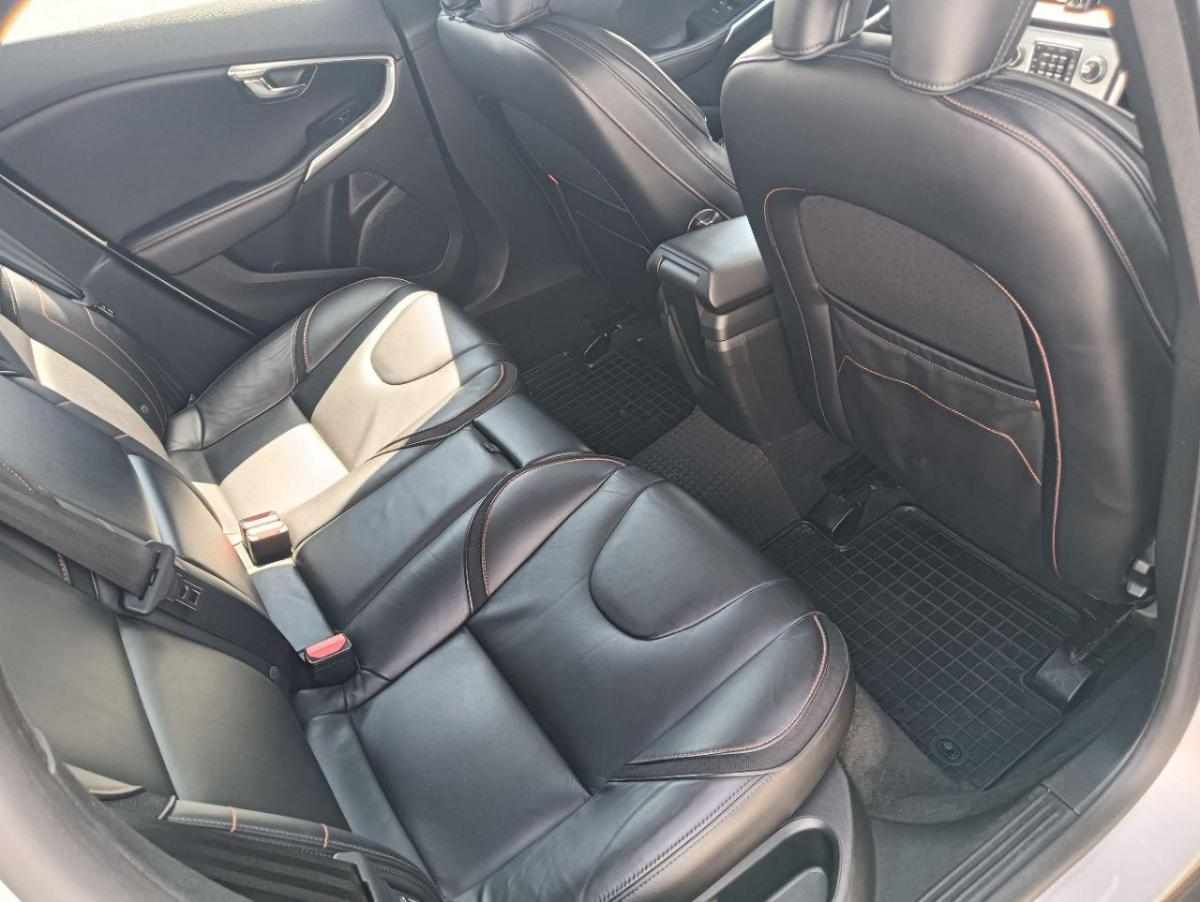 volvo-v40-d2-2016-diesel-1969cc