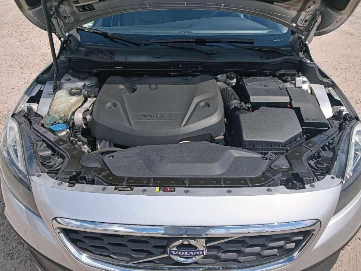 volvo-v40-d2-2016-diesel-1969cc
