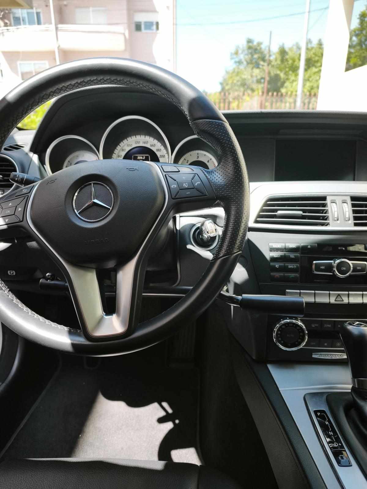 mercedes-benz-classe-c-c-220-cdi-blueefficiency-2011-diesel-2143cc