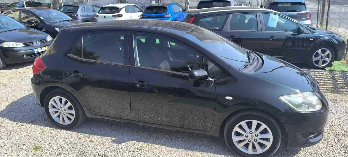 toyota-auris-1-33-dual-vvt-i-2010-gasolina-1329cc