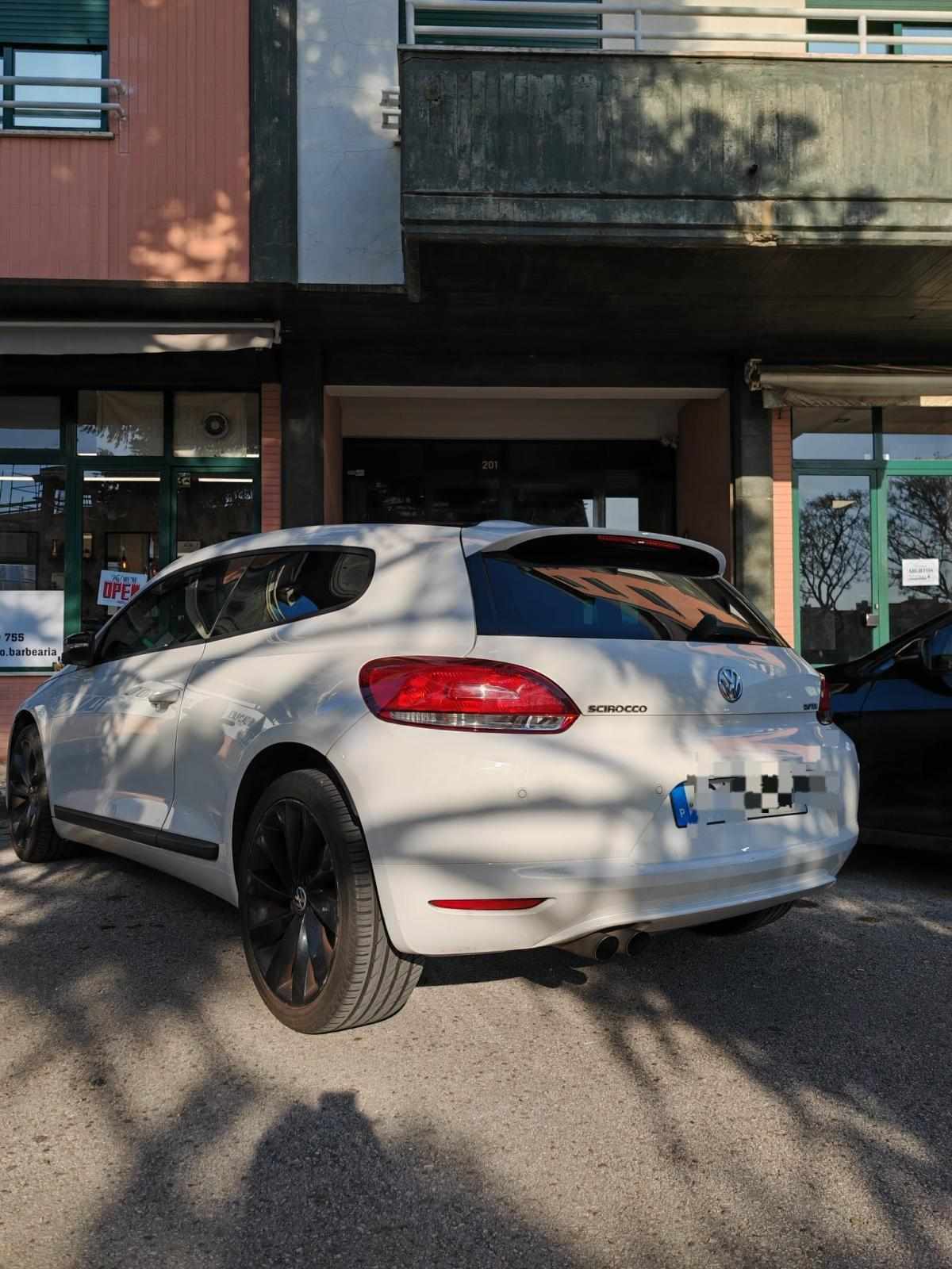 volkswagen-scirocco-2-0-tdi-2011-diesel-1968cc