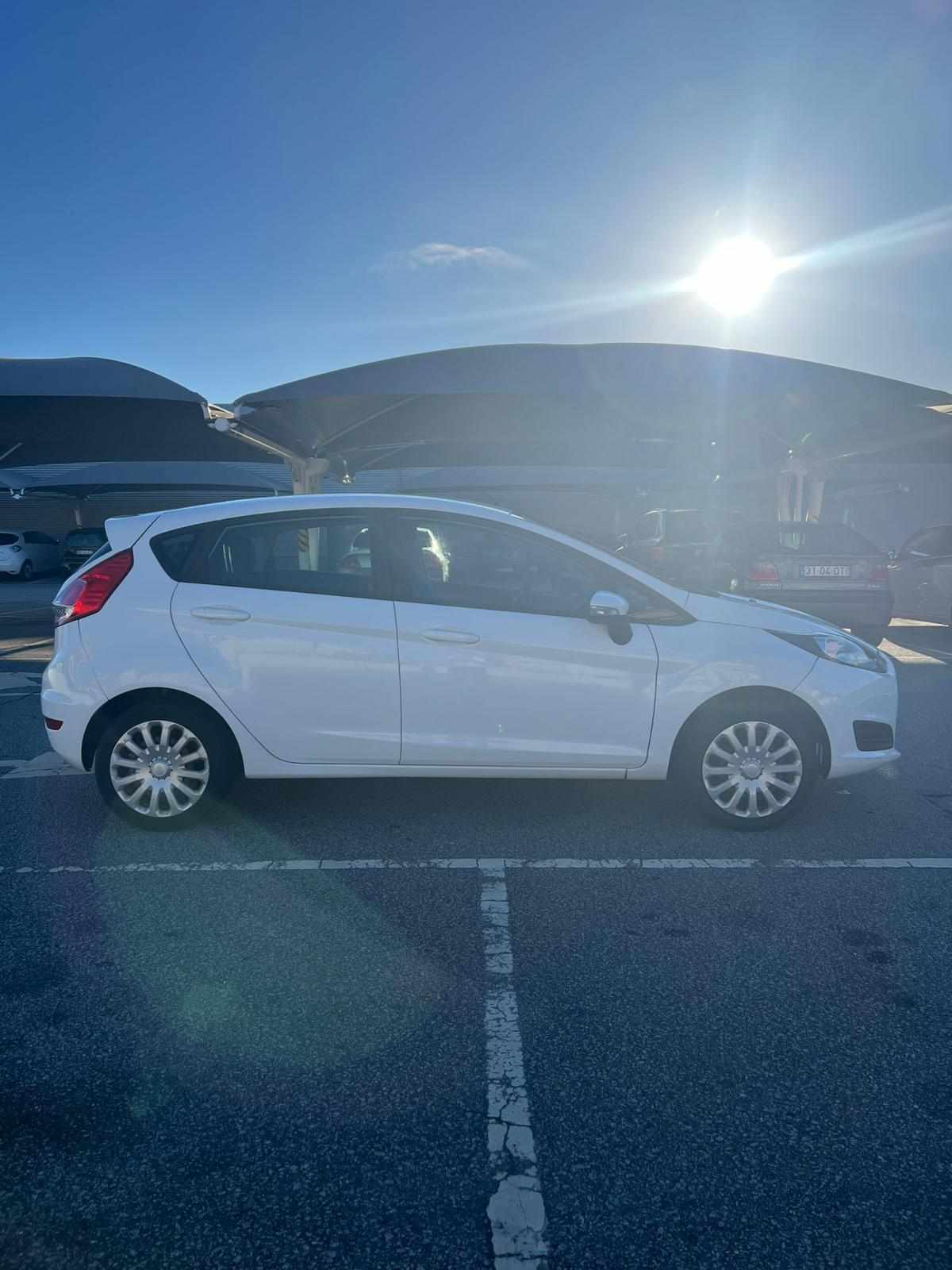 ford-fiesta-1-0-2015-gasolina-998cc