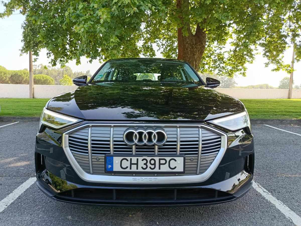 audi-e-tron-50-quattro-2022-eletrico
