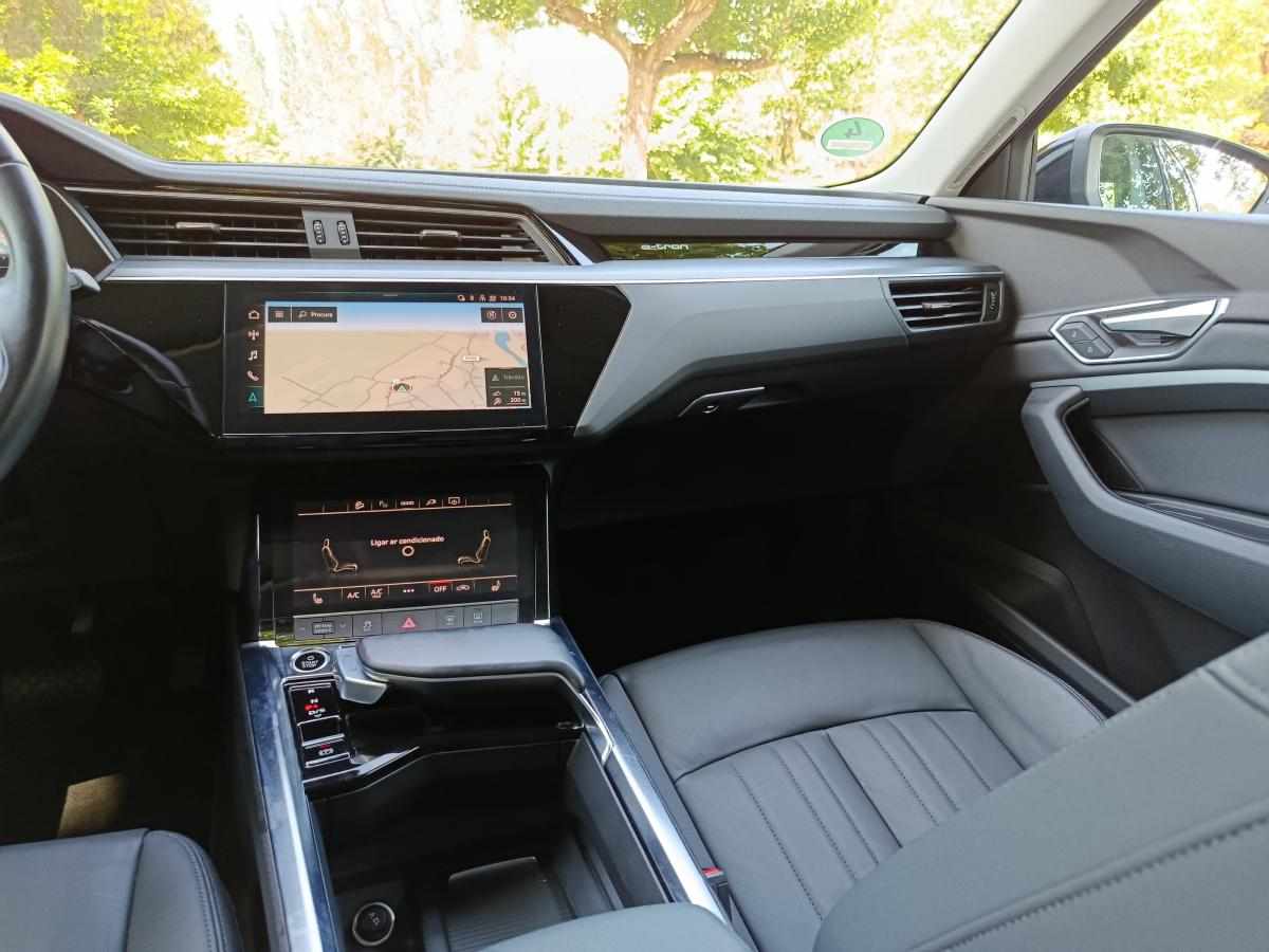 audi-e-tron-50-quattro-2022-eletrico
