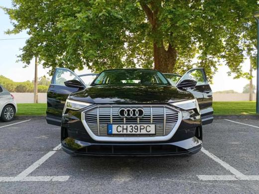 audi-e-tron-50-quattro-2022-eletrico