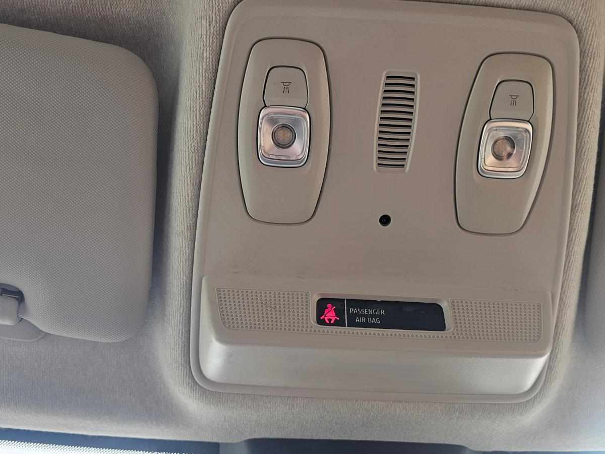 renault-zoe-r135-52-kwh-2021-eletrico