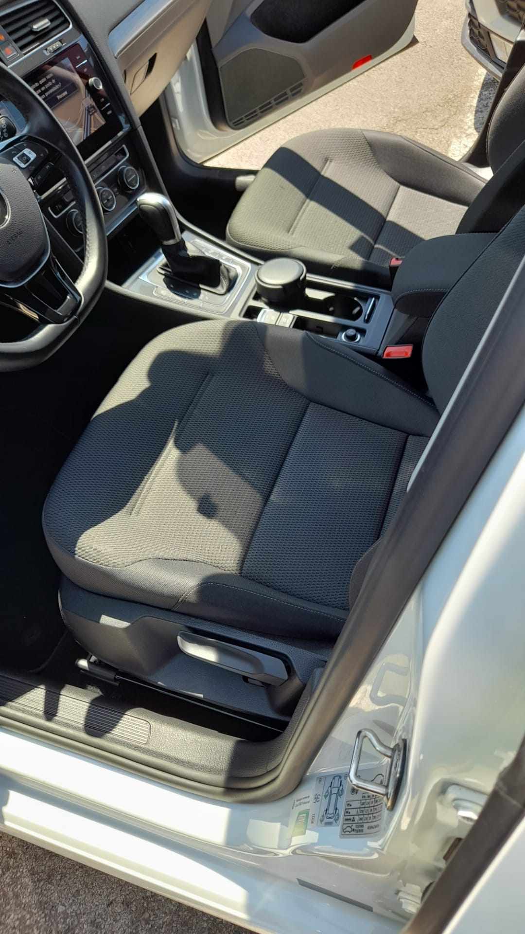 volkswagen-golf-variant-1-6-tdi-2017-diesel-1598cc