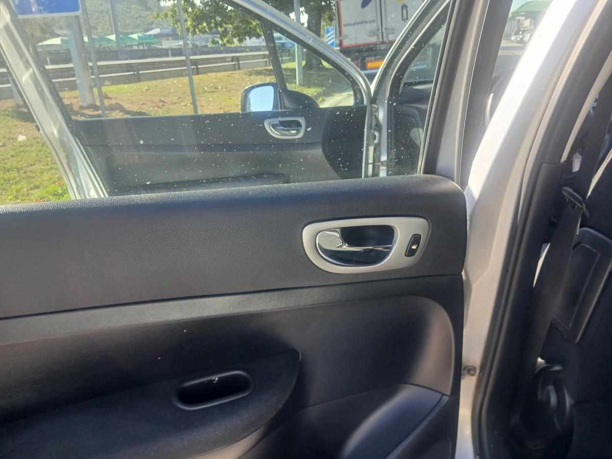 peugeot-307-1-4-68cv-2005-diesel-1398cc