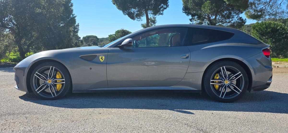 ferrari-ff-6-3-v12-2011-gasolina-6262cc