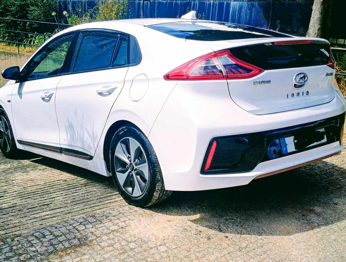 hyundai-ioniq-28-kwh-2018-eletrico