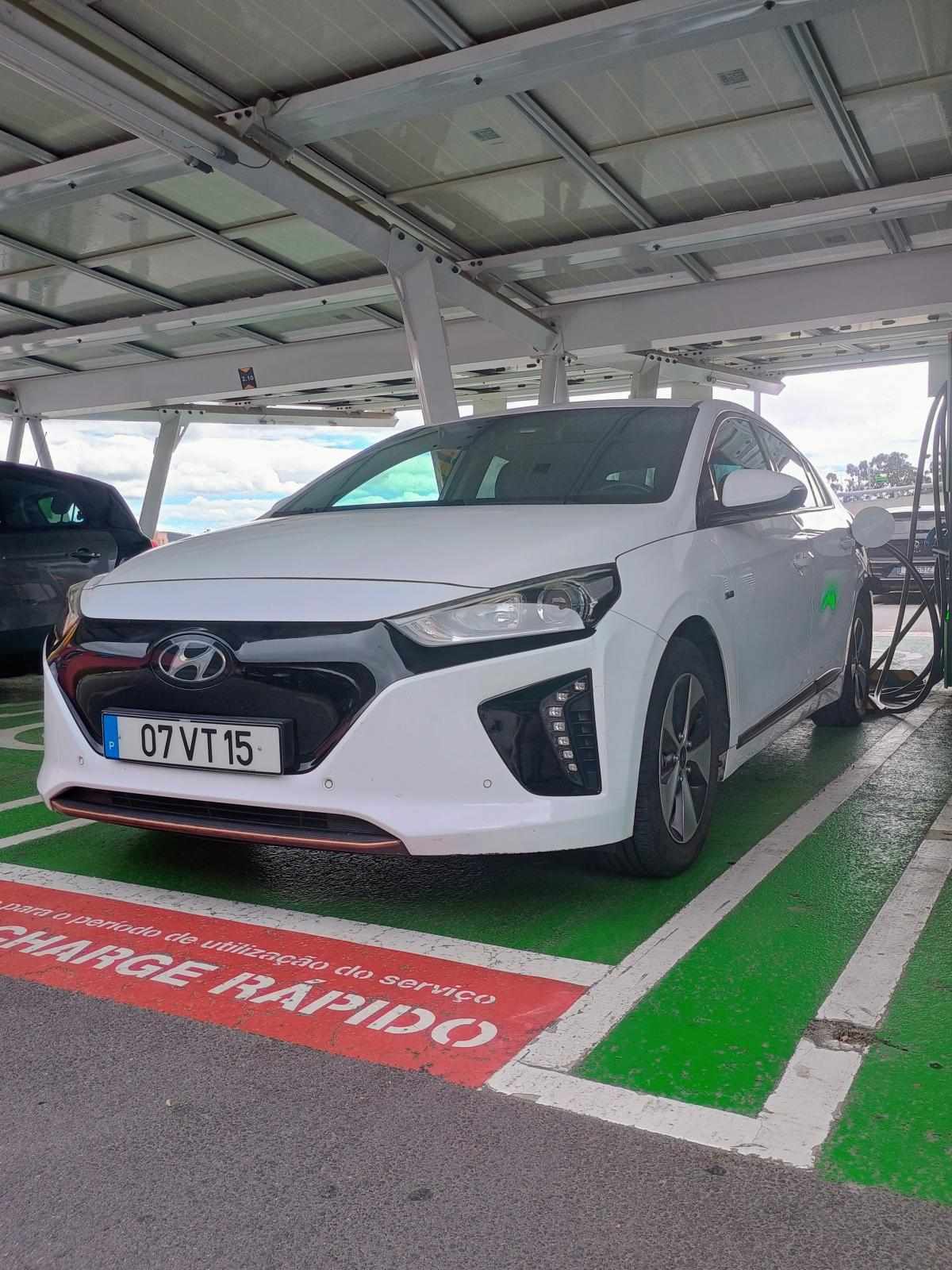 hyundai-ioniq-28-kwh-2018-eletrico