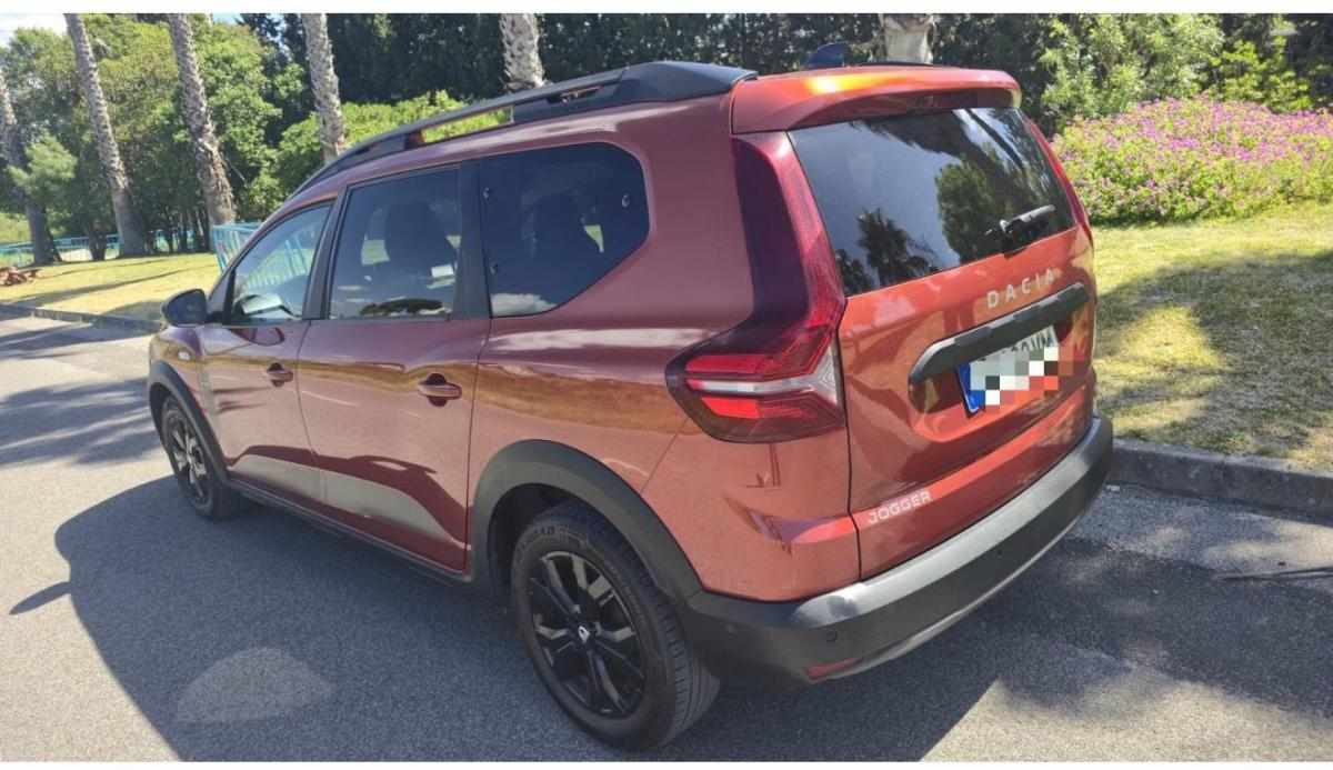 dacia-jogger-1-0-tce-eco-g-2023-gasolina-999cc
