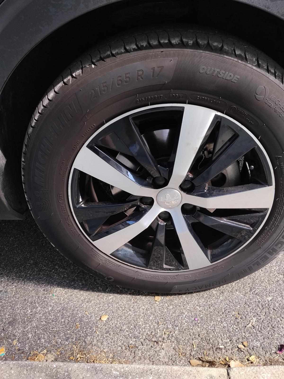 peugeot-3008-1-5-bluehdi-2018-diesel-1499cc