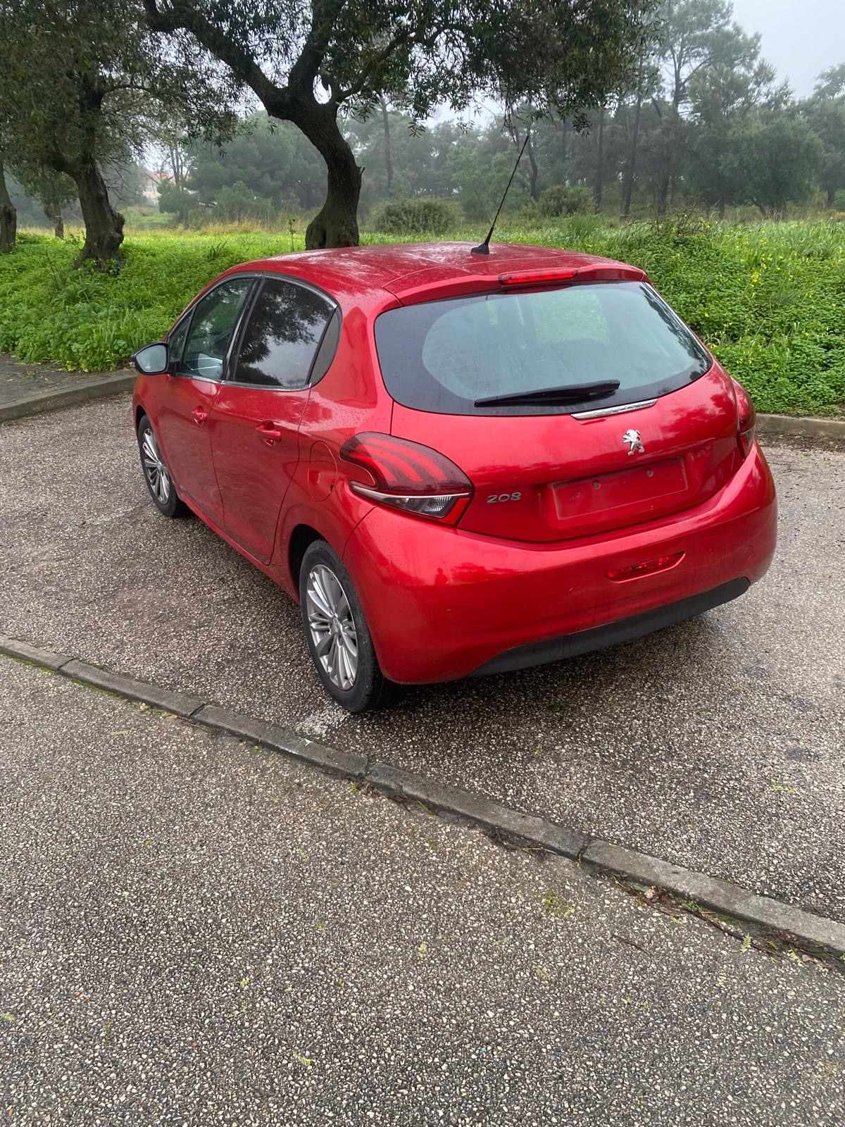 peugeot-208-1-2-puretech-2018-gasolina-1199cc