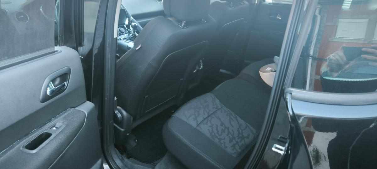 peugeot-3008-1-6-hdi-fap-2009-diesel-1560cc