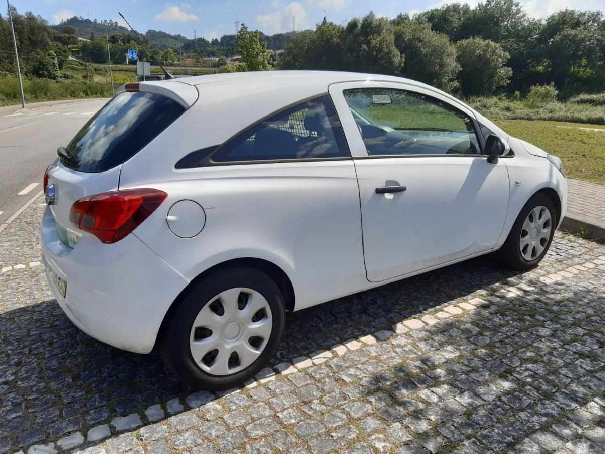 opel-corsa-1-2-cdti-2015-diesel-1248cc
