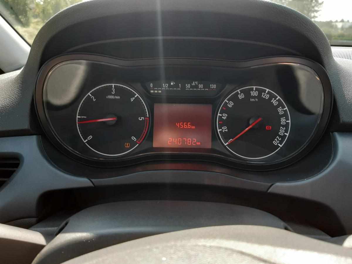 opel-corsa-1-2-cdti-2016-diesel-1248cc