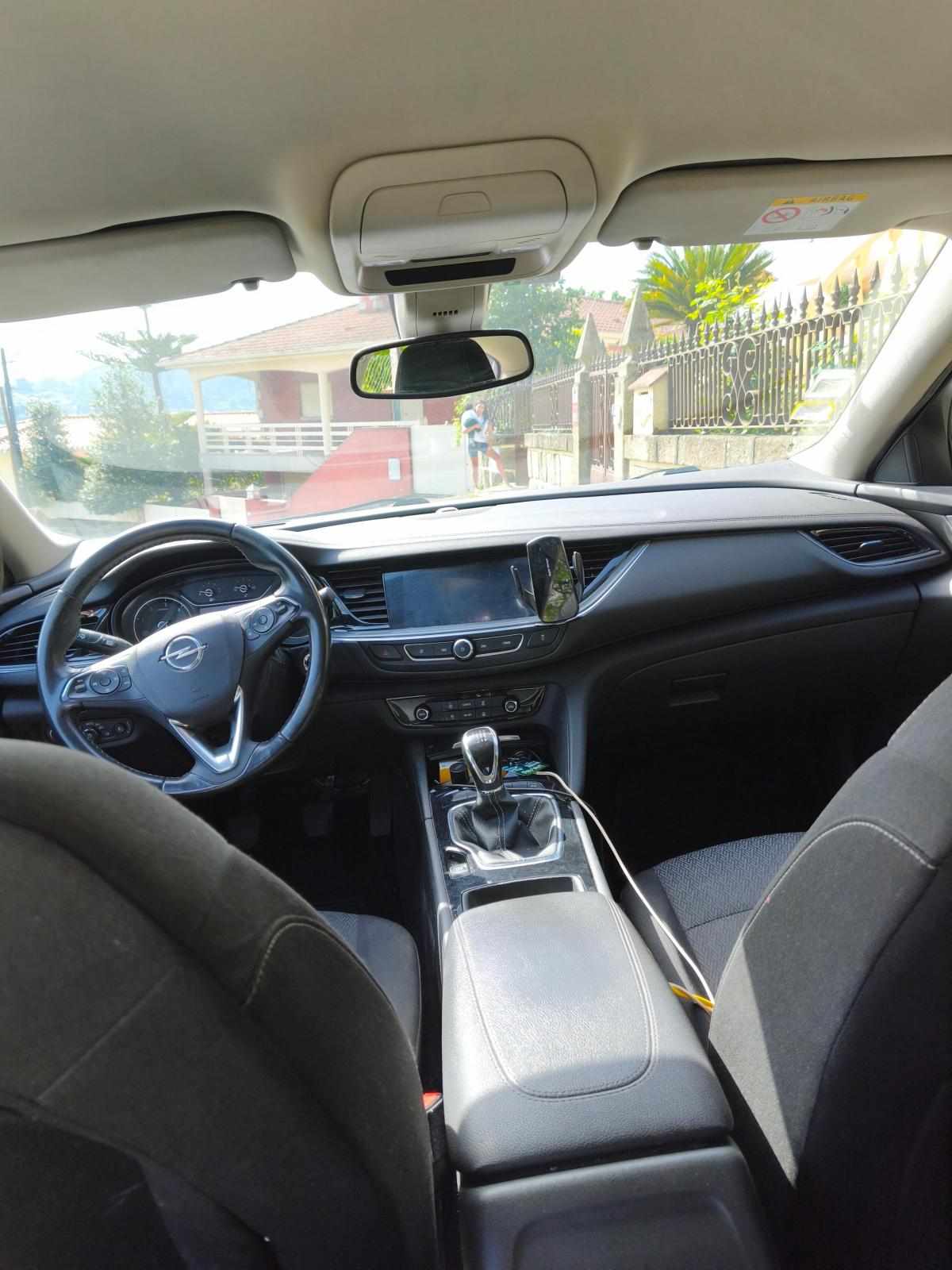 opel-insignia-1-6-cdti-2019-diesel-1598cc