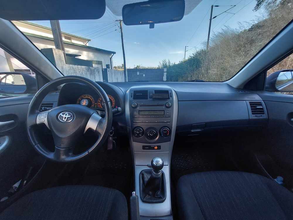 toyota-corolla-1-4-97cv-2009-gasolina-1398cc