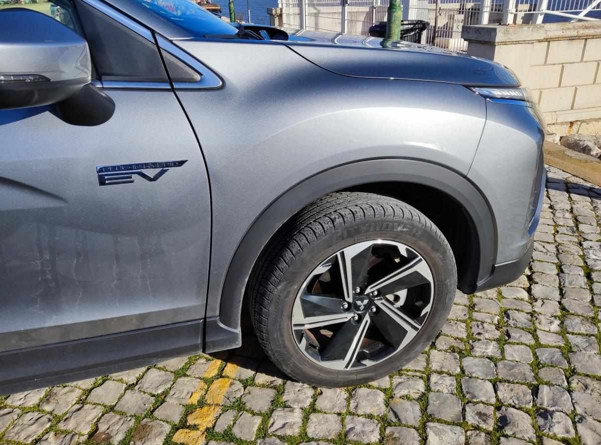 mitsubishi-eclipse-cross-2-4-mivec-s-awc-phev-2022-gasolina-2360cc