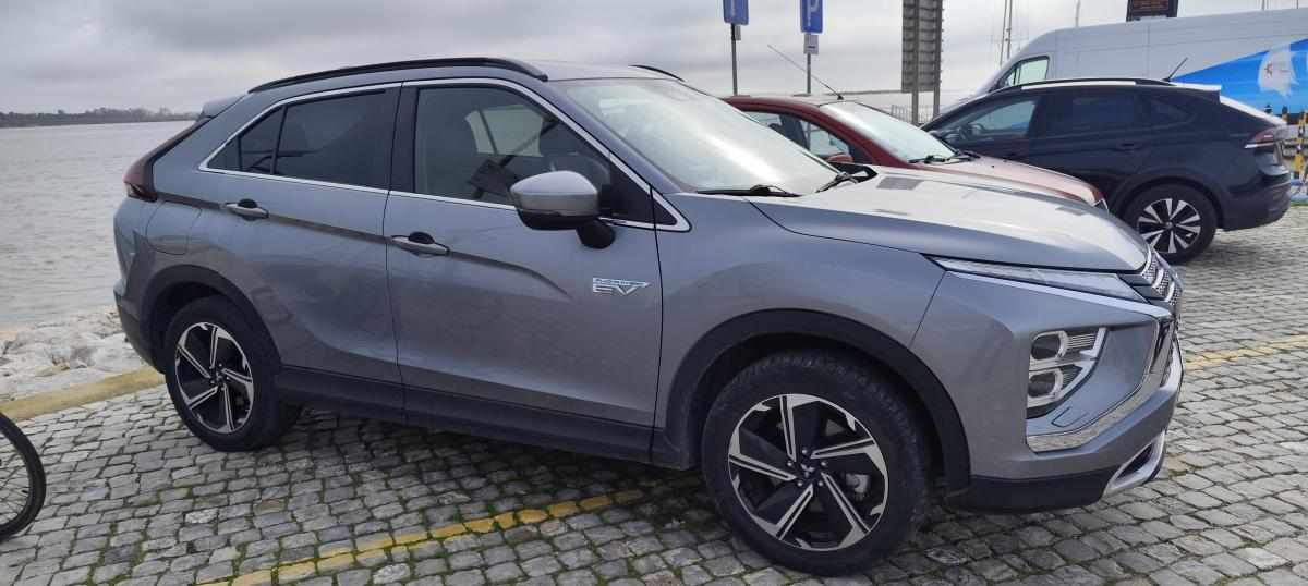 mitsubishi-eclipse-cross-2-4-mivec-s-awc-phev-2022-gasolina-2360cc