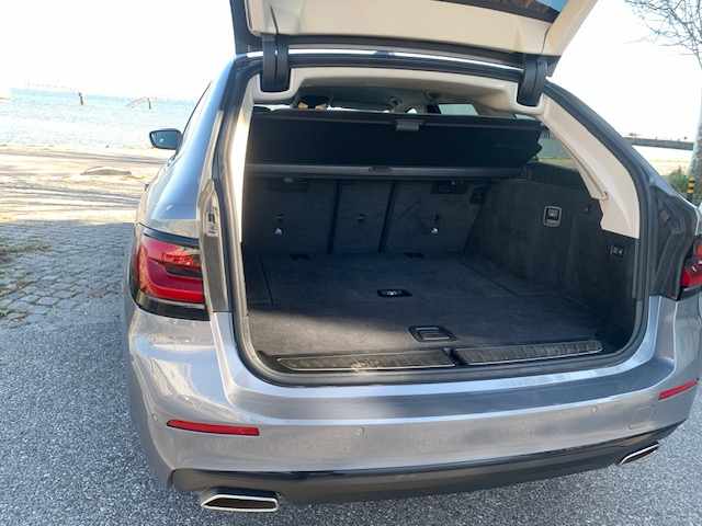 bmw-serie-5-520d-2023-diesel-1995cc