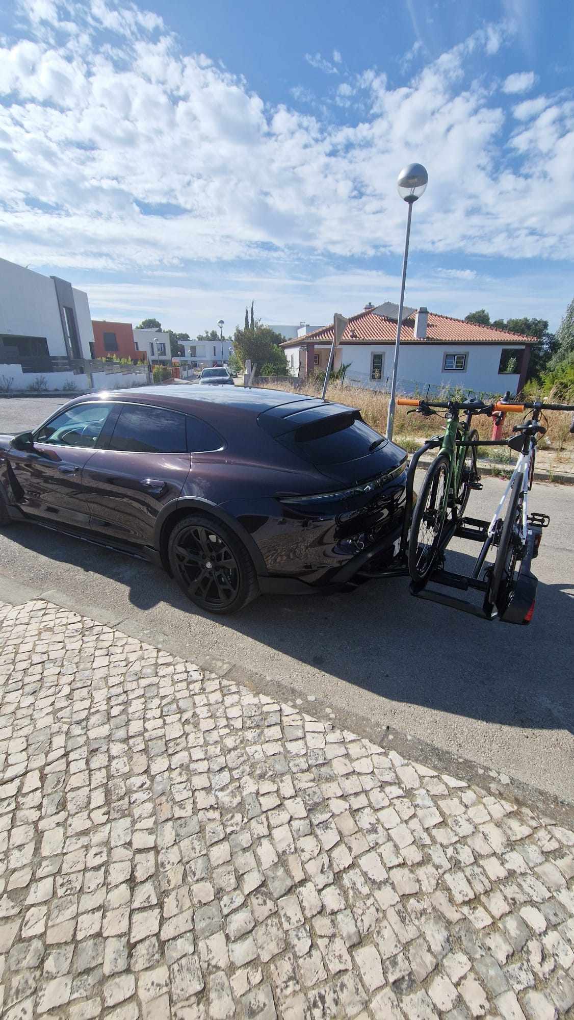 porsche-taycan-4-2021-eletrico