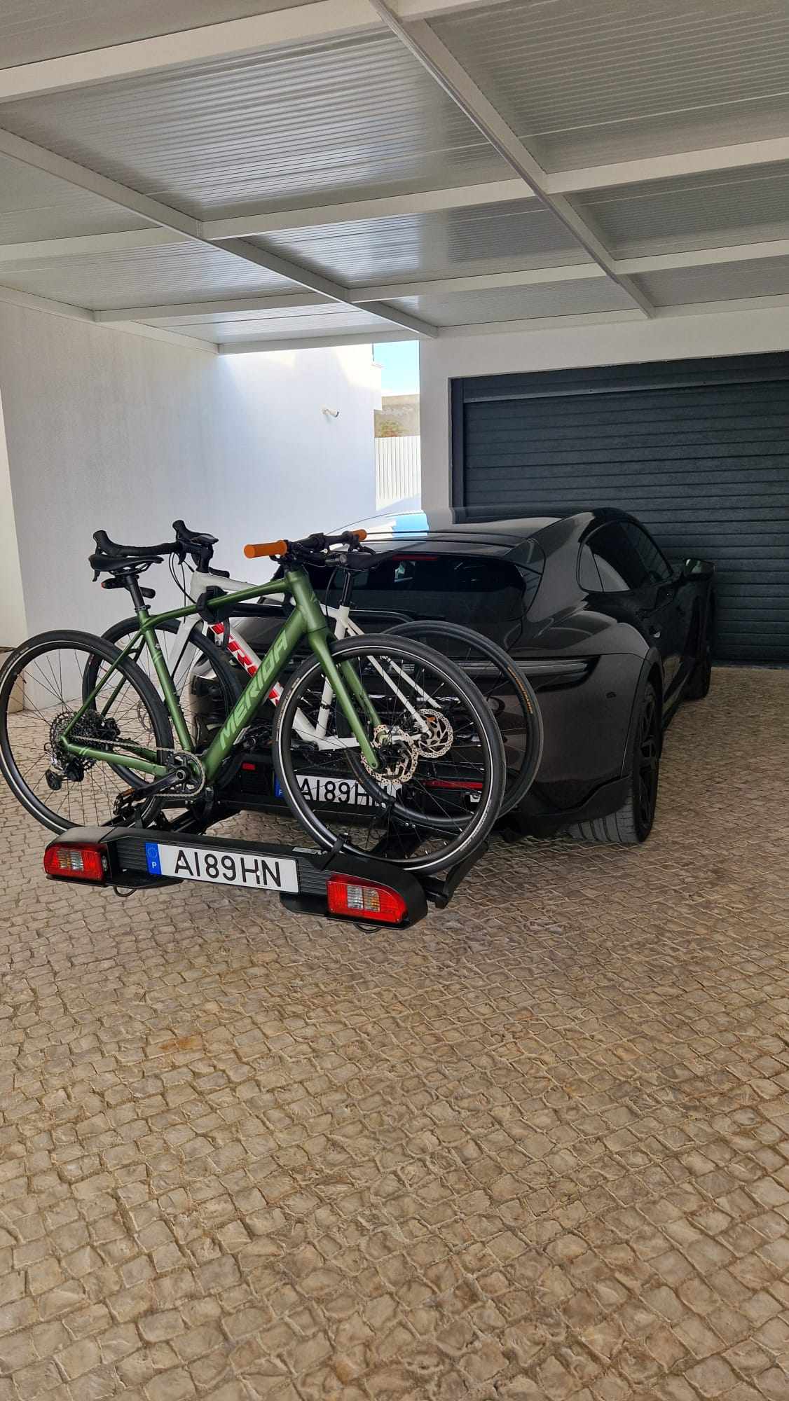 porsche-taycan-4-2021-eletrico