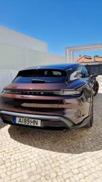 porsche-taycan-4-2021-eletrico