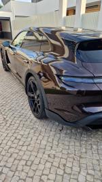 porsche-taycan-4-2021-eletrico