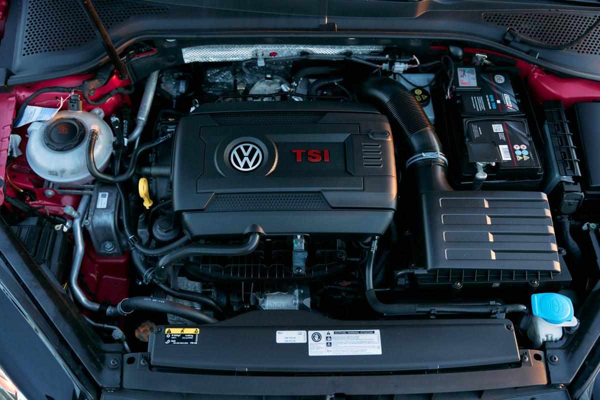 volkswagen-golf-2-0-tsi-2017-gasolina-1984cc