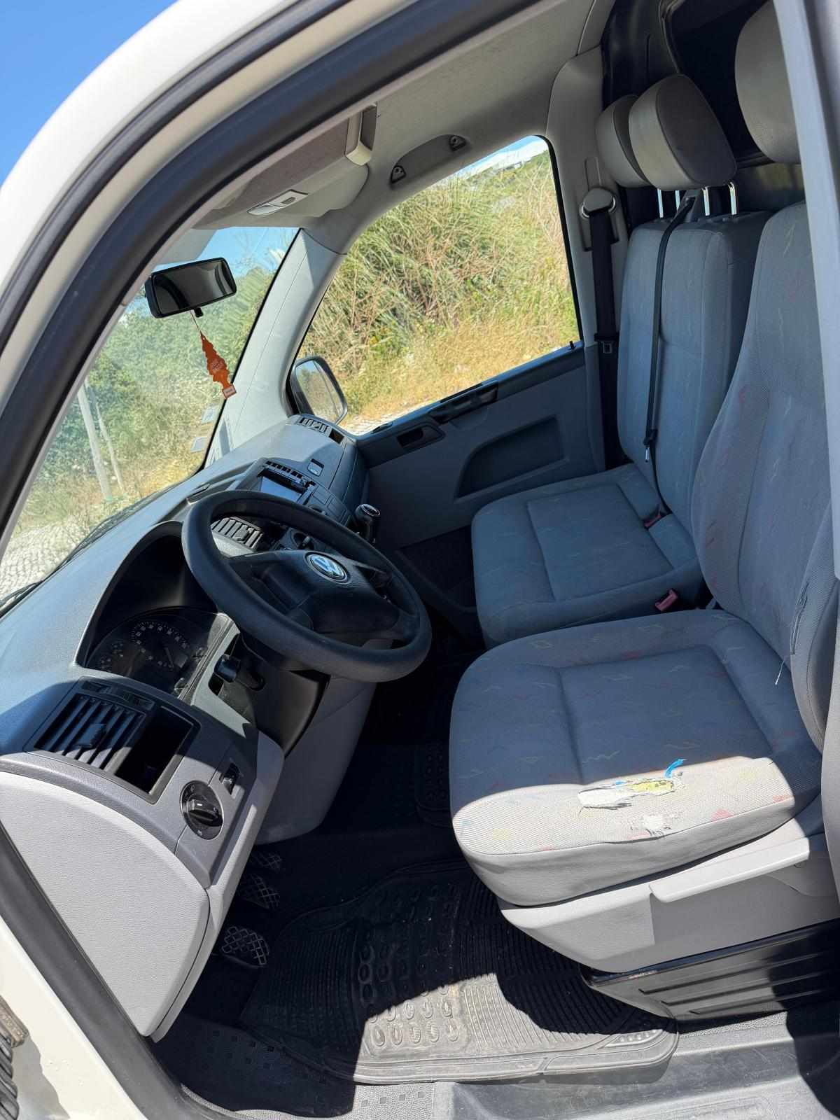 volkswagen-transporter-1-9-tdi-2006-diesel-1896cc