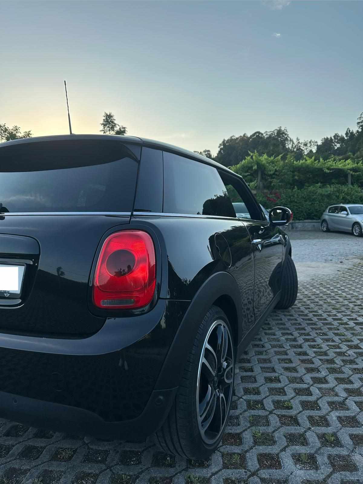 mini-hatch-d-1-5-2015-diesel-1496cc