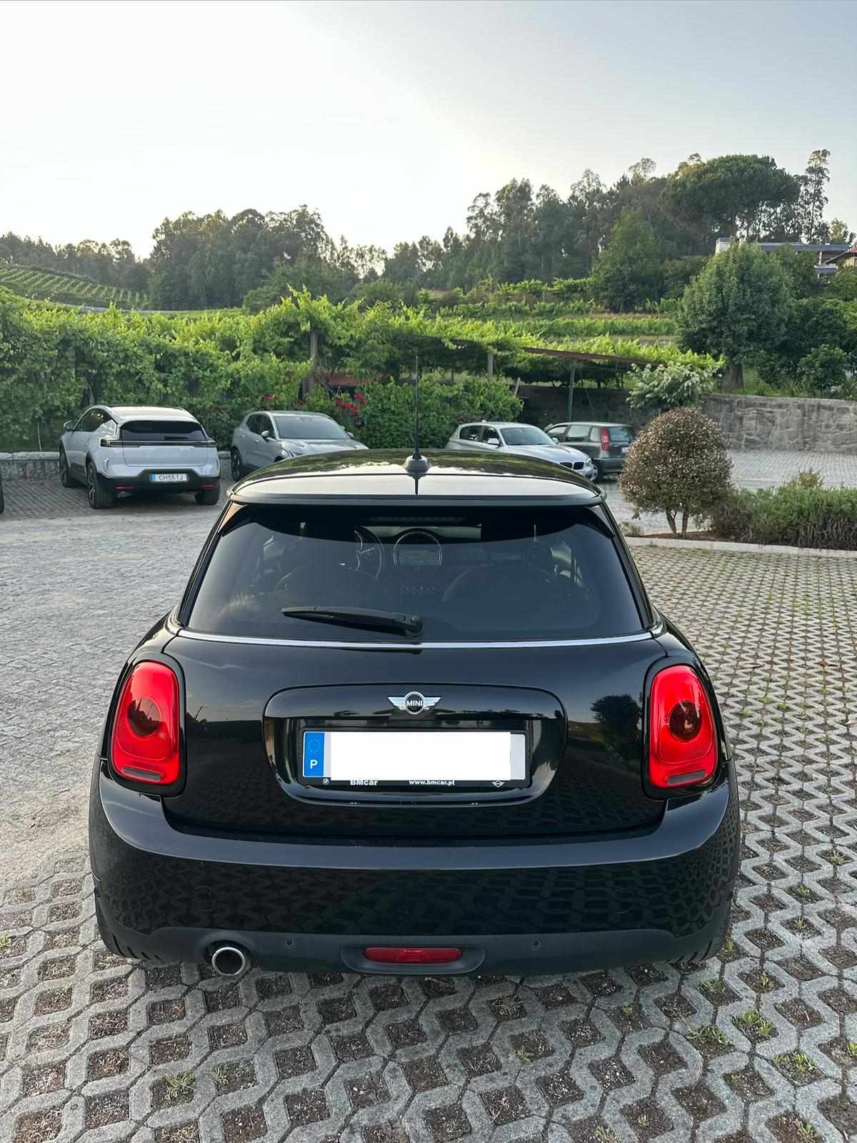mini-hatch-d-1-5-2015-diesel-1496cc